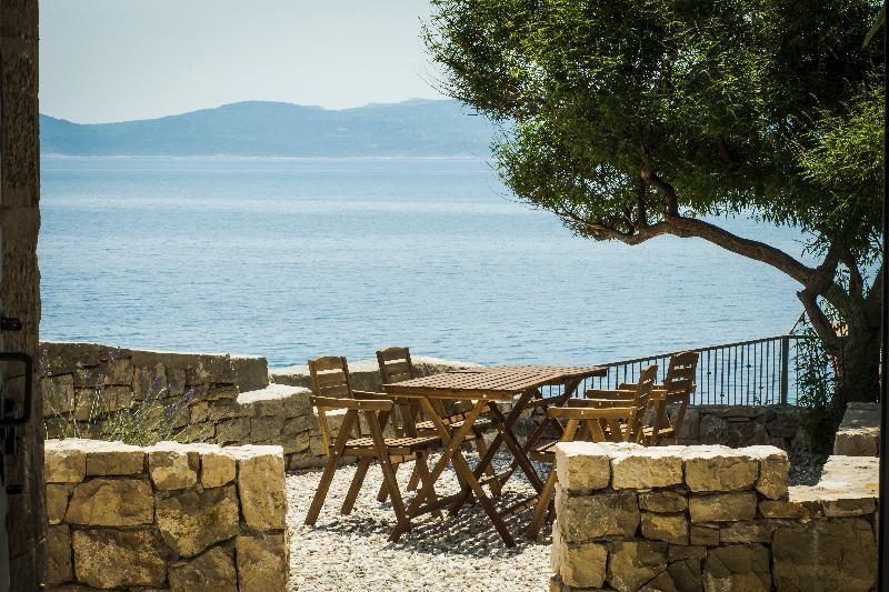 Stone Lady - Holiday Home Omiš Buitenkant foto